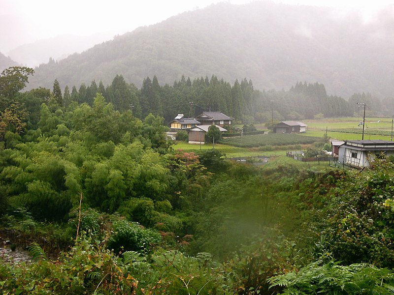 File:Hijitani village 01.jpg