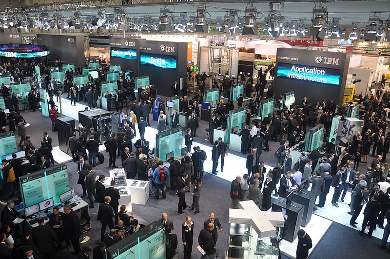 File:IBM Cebit Almanya.jpg