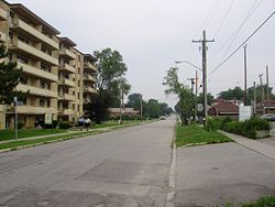 Эглинтон даңғылындағы Ionview Road