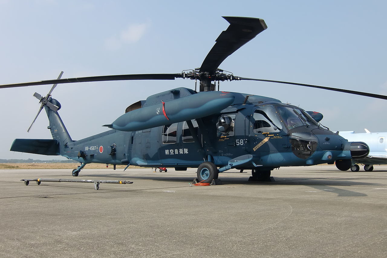 File:JASDF-Mitsubishi UH-60J-88-4587-Tsuiki Airbase-20121028 