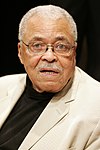 James Earl Jones är rösten till Darth Vader.