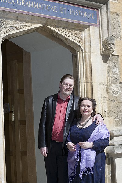 File:John and Caitlin Matthews, Oxford, Authors.jpg