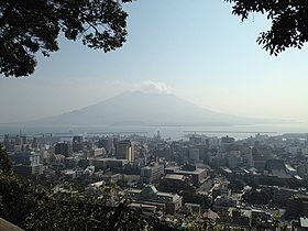 Vista de Kagoshima com Sakurajima ao fundo