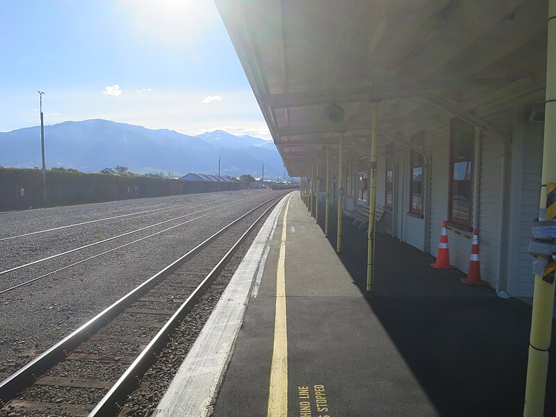 File:Kaikoura Train Station 02.jpg