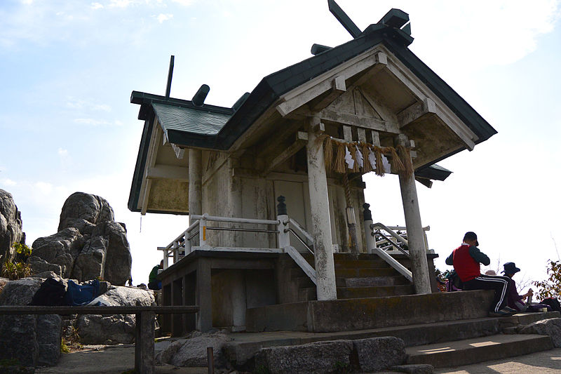 File:Kamado Shrine 02.JPG