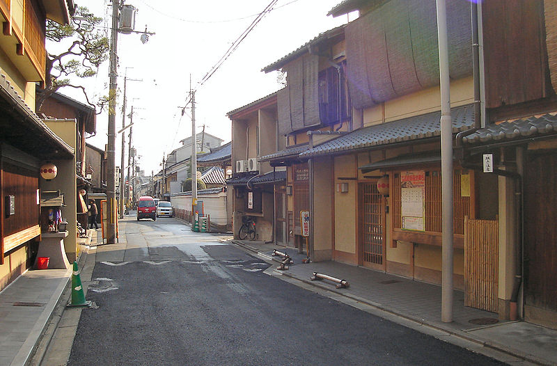 File:KamiShichiken.jpg