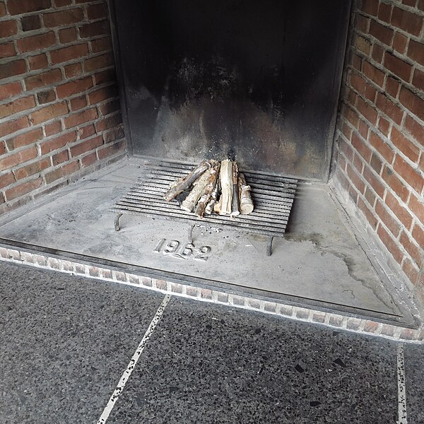 File:Kiruna city hall fireplace 1962.JPG