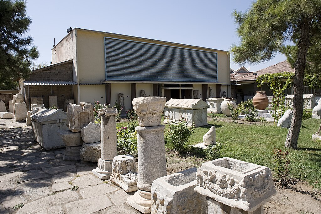 Konya Archaeological Museum garden 4636
