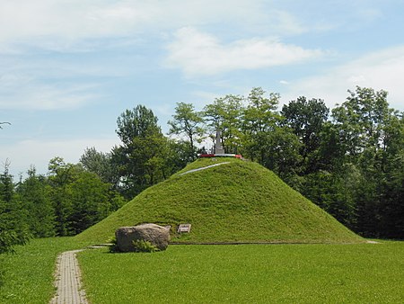 KopiecGenDąbrowskiego POL, Pierzchów