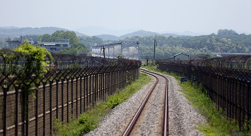 File:Korea DMZ Train 34 (14246311162).jpg