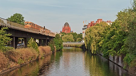 Landwehrkanal in B Kreuzberg 07 2014