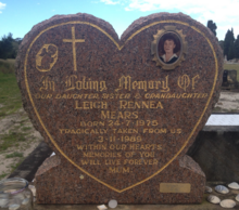 Leigh Leigh headstone.png
