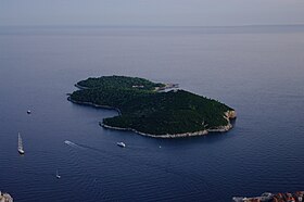 Lokrum adasının kanat yollundan görünüşü