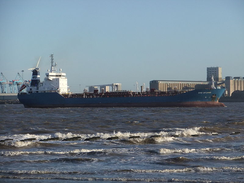 File:Looking towards the Bro Atland from New Brighton Promenade (13).JPG