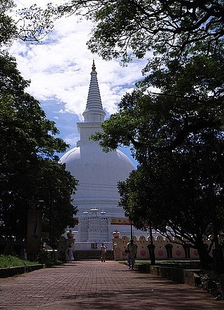 <span class="mw-page-title-main">Mahiyangana Raja Maha Vihara</span> Buddhist temple in Sri Lanka