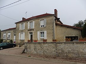 Mairie-école de Maisons lès Soulaines.jpg