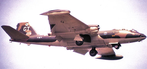 Martin B-57E-MA 55-4279 556th Reconnaissance Squadron Kadena AB 1970.jpg
