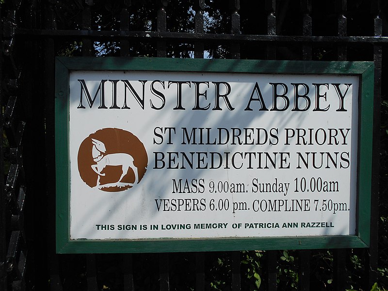 File:Minster Abbey 01.jpg