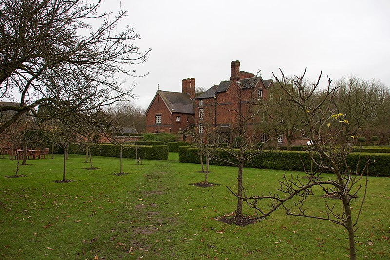 File:Moseley Old Hall 2015 108.jpg