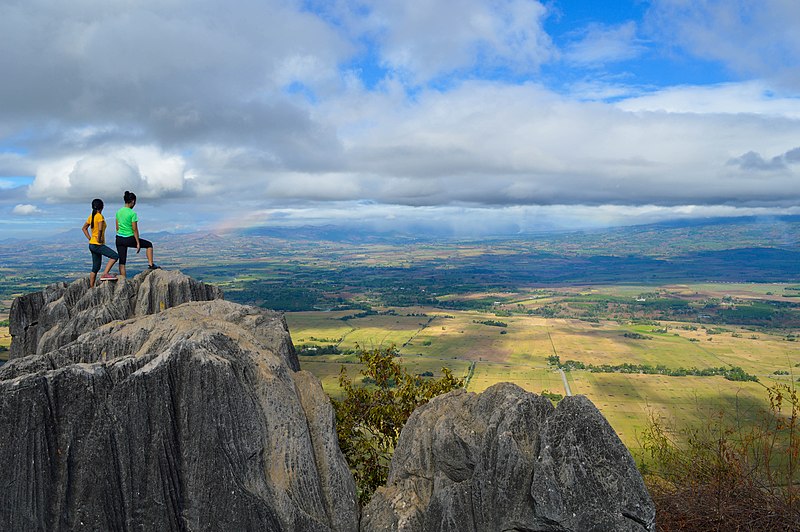 File:Mount Capistrano, Malaybalay City, Philippines (Unsplash).jpg