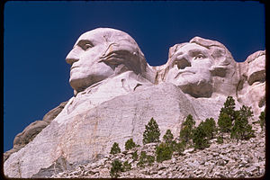 Mount Rushmore National Memorial MORU2013.jpg