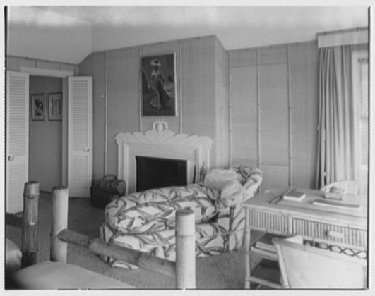 Файл:Mr. and Mrs. Lawrence W. Miller, residence in Nantucket, Massachusetts. LOC gsc.5a19878.tif