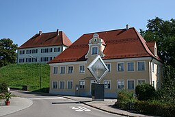 Im ehemaligen Bräuhaus Oberfahlheim ist die Kunstsammlung des Landkreises Neu-Ulm untergebracht.