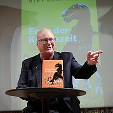  Nikolaus Glattauer 2018 at the presentation of the end of the Cretaceous Period