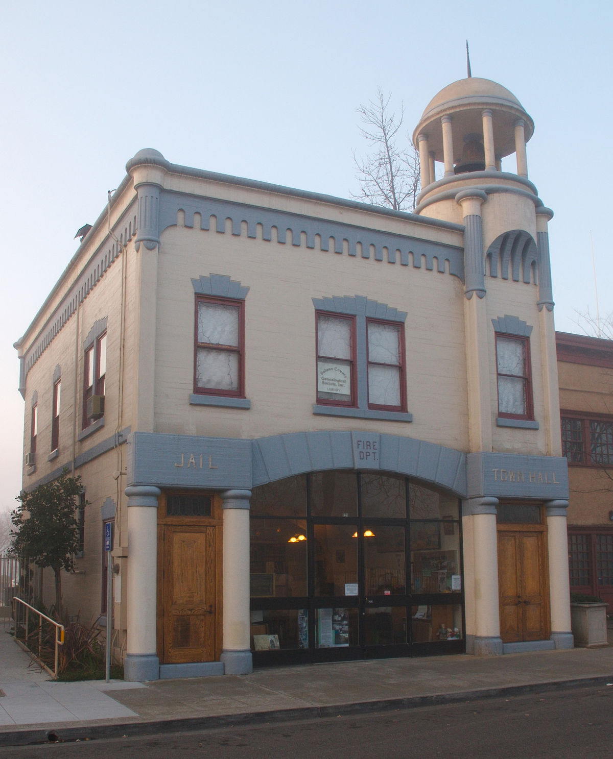 Vacaville Town Hall - Wikipedia