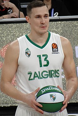 Paulius Jankūnas 13 f.Kr. Žalgiris EuroLeague 20180223.jpg