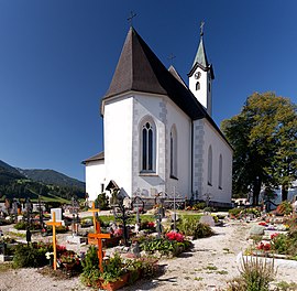 Pfarrkirche-hl-leopold-und-friedhof-vorderstoder-austria.jpg