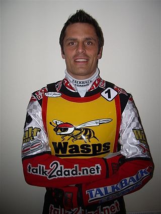 <span class="mw-page-title-main">Phil Morris (speedway rider)</span> Retired British motorcycle speedway rider