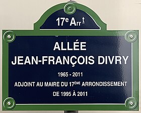 Voir la plaque.