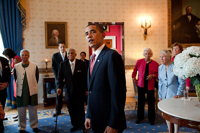 File:President Barack Obama waits in the Blue Room of the White House for the start of an East Room ceremony to present 16 individuals the Presidential Medal of Freedom on Aug. 12, 2009.jpg