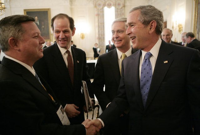 Easley with President George W. Bush, Nebraska governor Dave Heineman, and New York governor Eliot Spitzer in 2007.