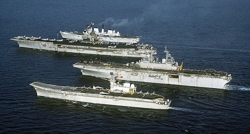 صورة:Principe-de-Asturias Wasp Forrestal Invincible 1991 DN-ST-92-01129s.jpg