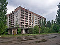 English: Building in Pripyat Polski: Budynek w Prypeci