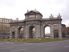 Puerta de Alcalá (fachada oeste)