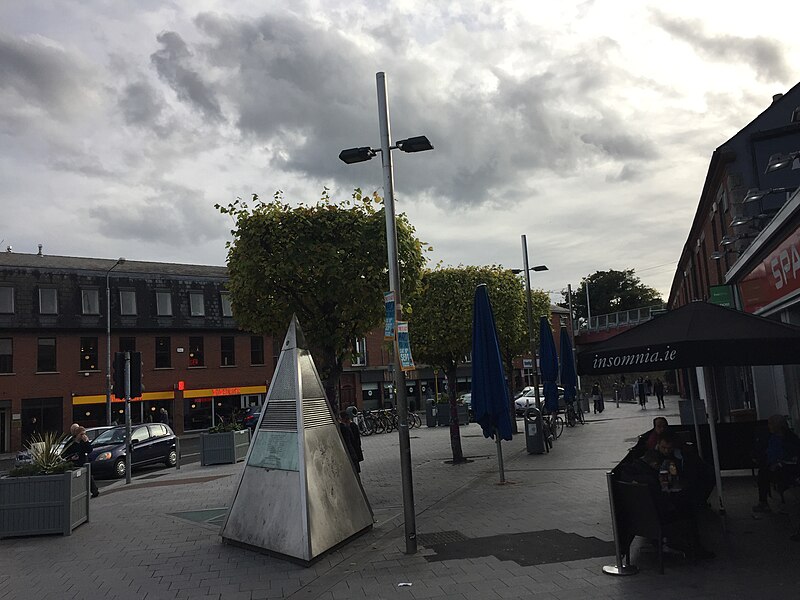 File:Ranelagh triangle.jpg