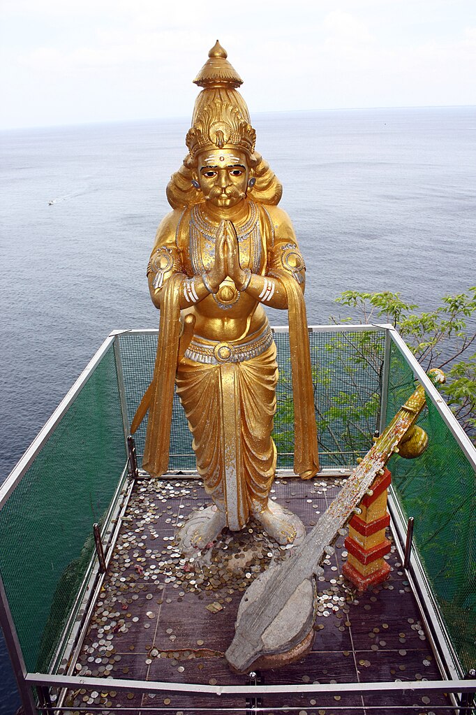 File Ravana statue Koneswaram temple JPG Wikimedia Commons