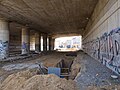 Snesená trať pod mostem holešovického nádraží během rekonstrukce
