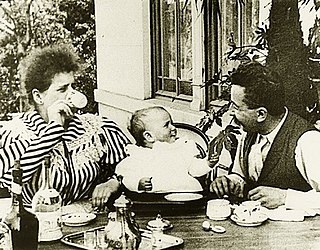 <i>Repas de bébé</i> 1895 motion-picture recording, photographed by Louis Lumière