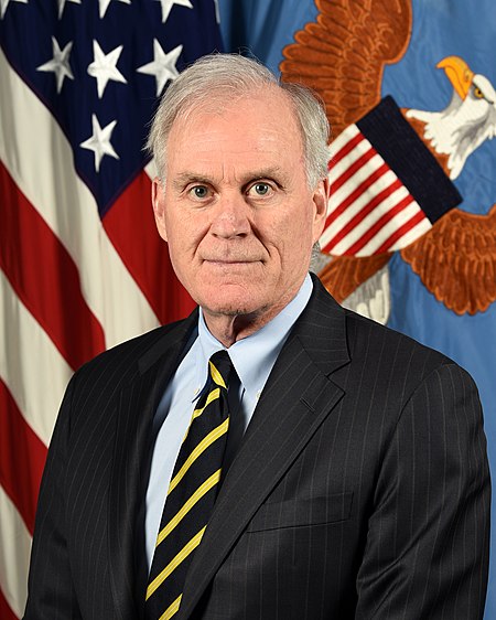 Tập tin:Richard V. Spencer official photo.jpg