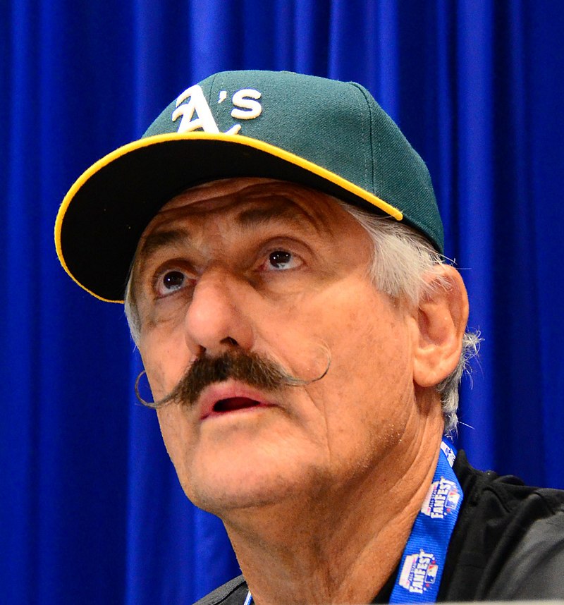 rollie fingers 2021