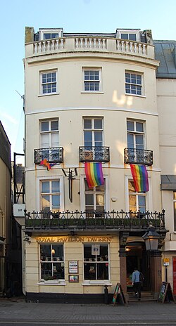 Royal Pavilion Tavern, 7–8 Castle Square, Brighton (NHLE Code 1380055) (September 2018).jpg