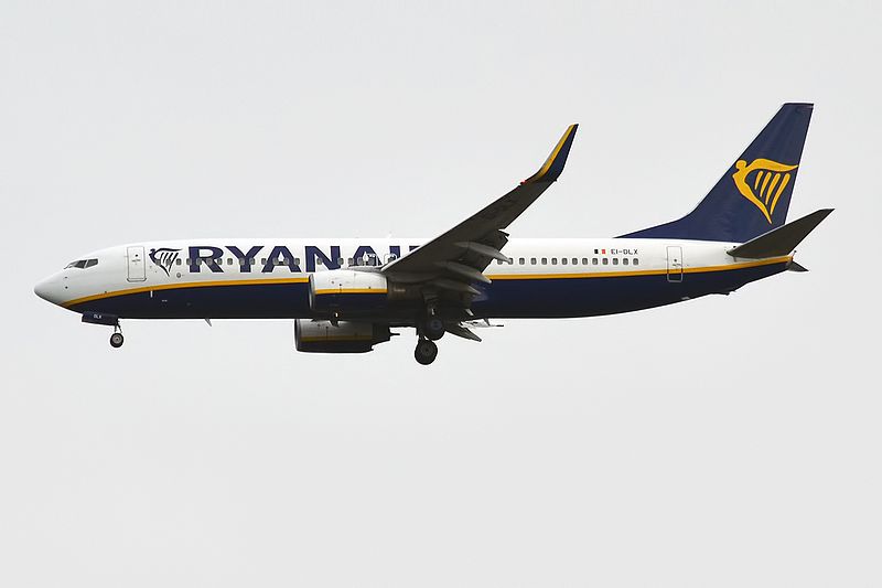 File:Ryanair, EI-DLX, Boeing 737-8AS (28212765130).jpg