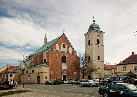 Gotycki kościół farny pw. śś. Stanisława i Wojciecha – najstarsza zachowana budowla w mieście