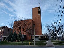 Sacred Heart Church (Lombard, Illinois).jpg