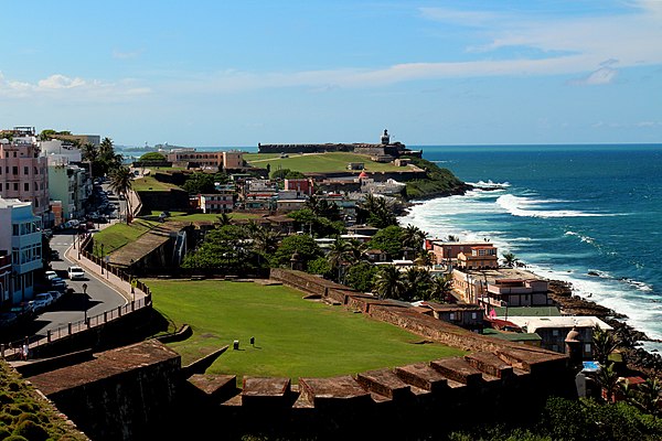 La Perla seen from Castillo San Cristóbal towards Castillo San Felipe del Morro