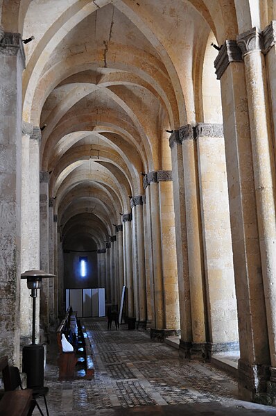 File:Santa Maria in Castello - Tarquinia 2014 074.jpg